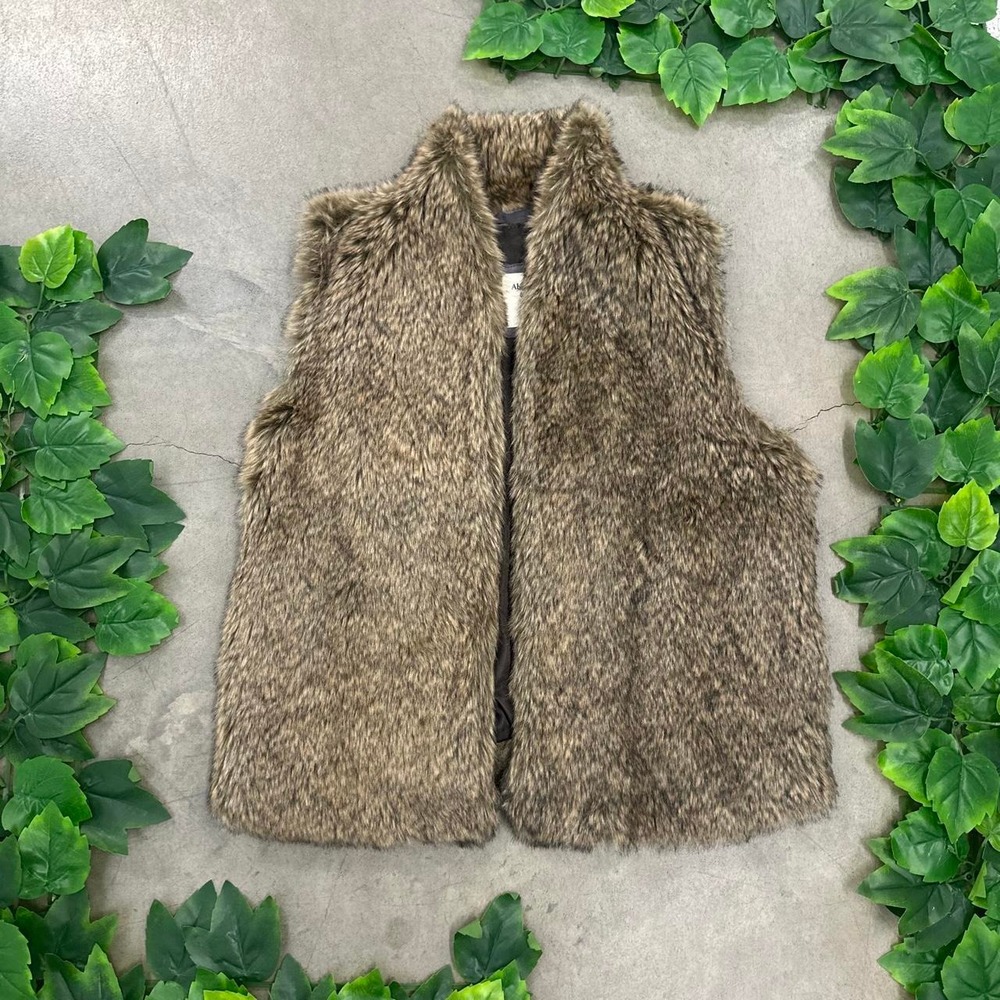 Abercrombie & Fitch Faux Fur Vest